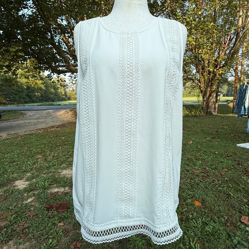 Ann Taylor Factory Ivory Sleeveless Crochet Lace Trim Blouse XL Office Casual
